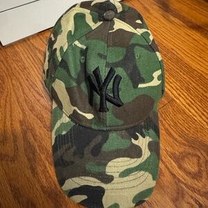 Yankees hat